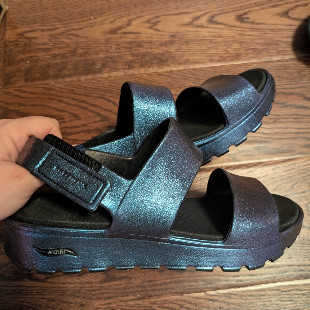Sketchers Women's Sandals in Metallic Blue